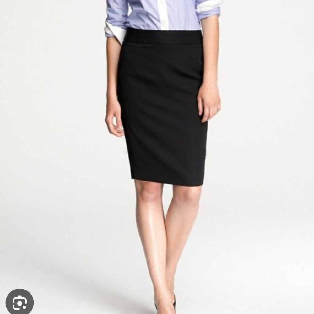 J.Crew NWT No. 2 Pencil Skirt Stretch Twill. Black. Size 2